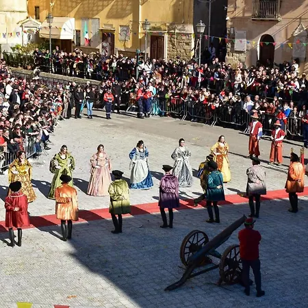 Tra Chiazza E Casteddu Daire